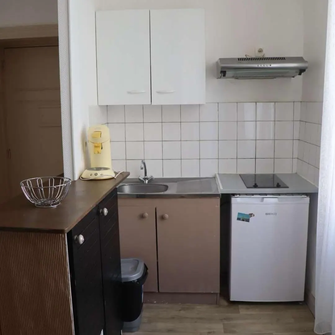 Appartement Agreables Studios Avec Terrasse Sur Jardin Caussade